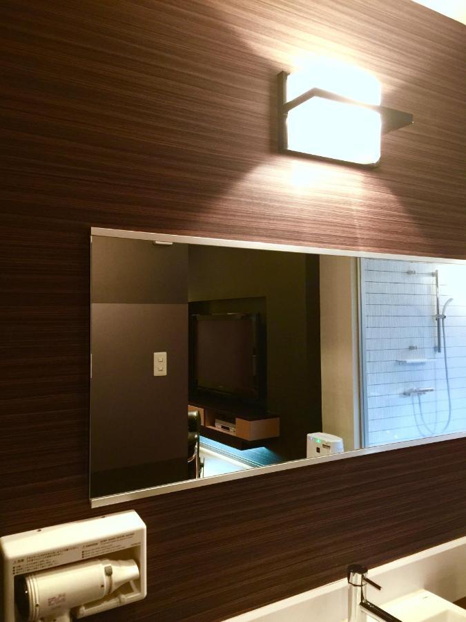 Luxe Hotell Higashihiroshima Exteriör bild